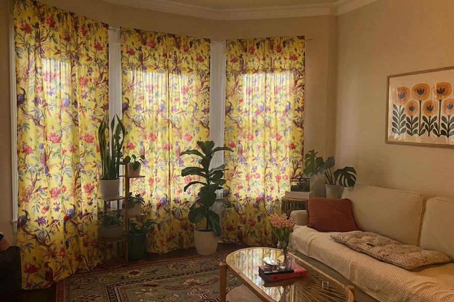 Rideaux clairs visualisés dans un salon avec DecorViz