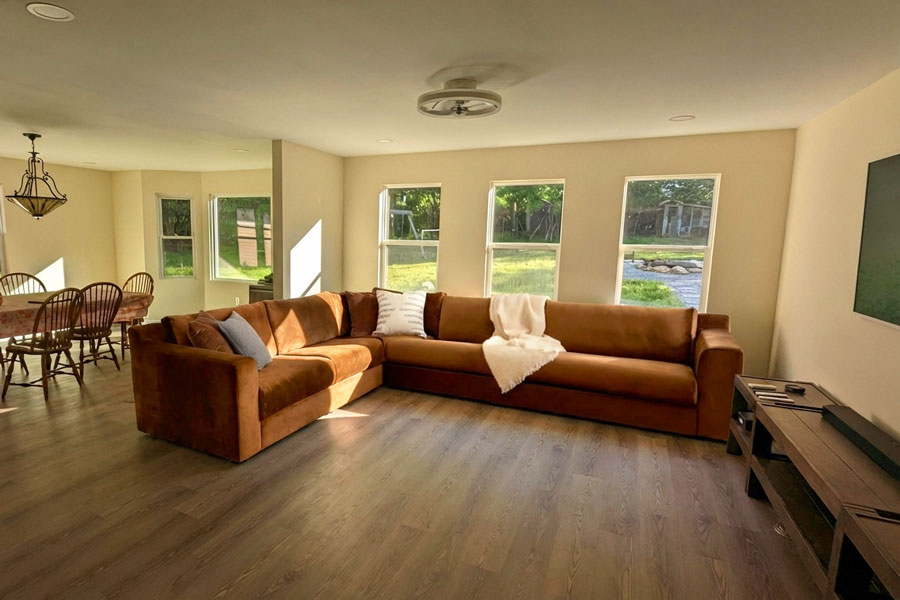 Sectional visualized in living room