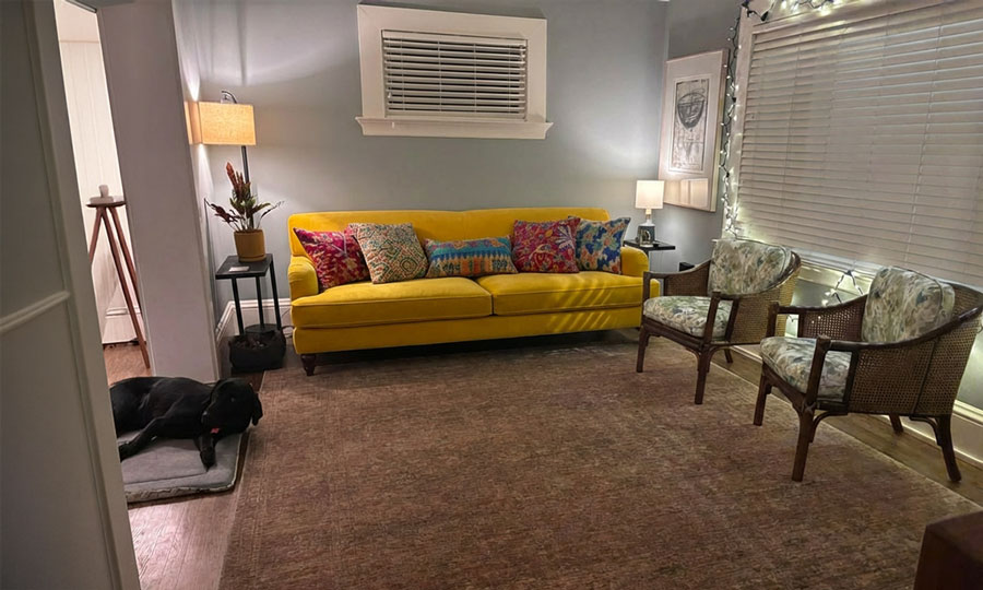 Sofa im Wohnzimmer visualisiert