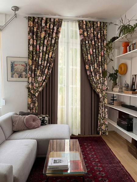 Photo de pièce avec rideaux visualisés avant l'achat
